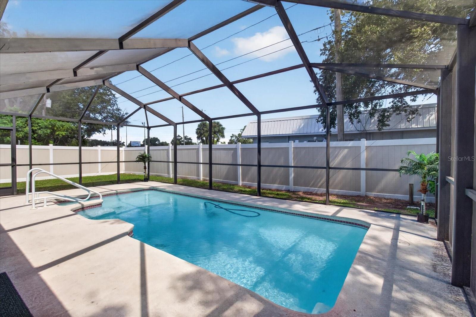13497 OVAL DR E — photo 66
