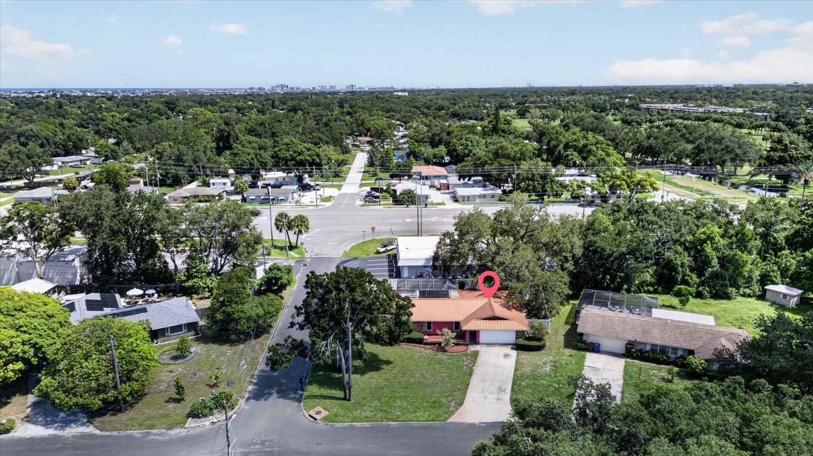 13497 OVAL DR E — photo 10