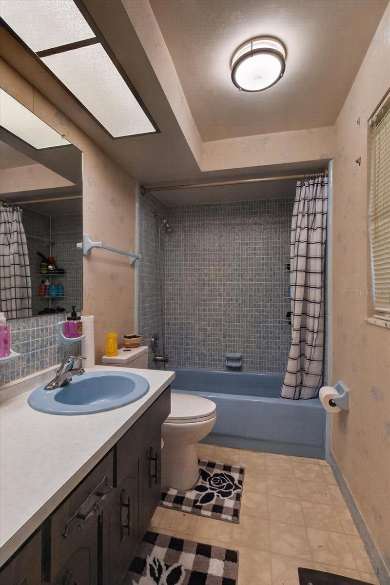 13497 OVAL DR E — photo 45