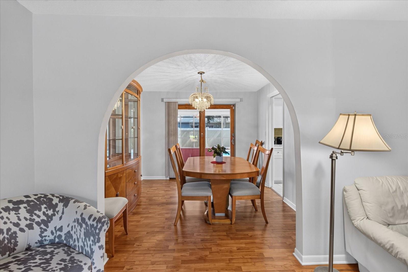 13497 OVAL DR E — photo 37