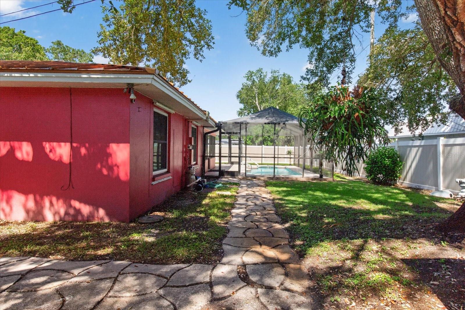 13497 OVAL DR E — photo 75