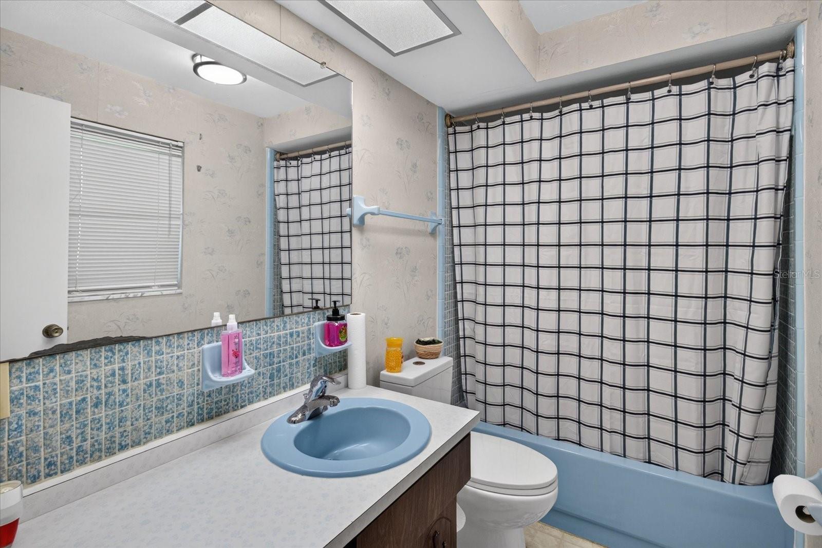 13497 OVAL DR E — photo 46