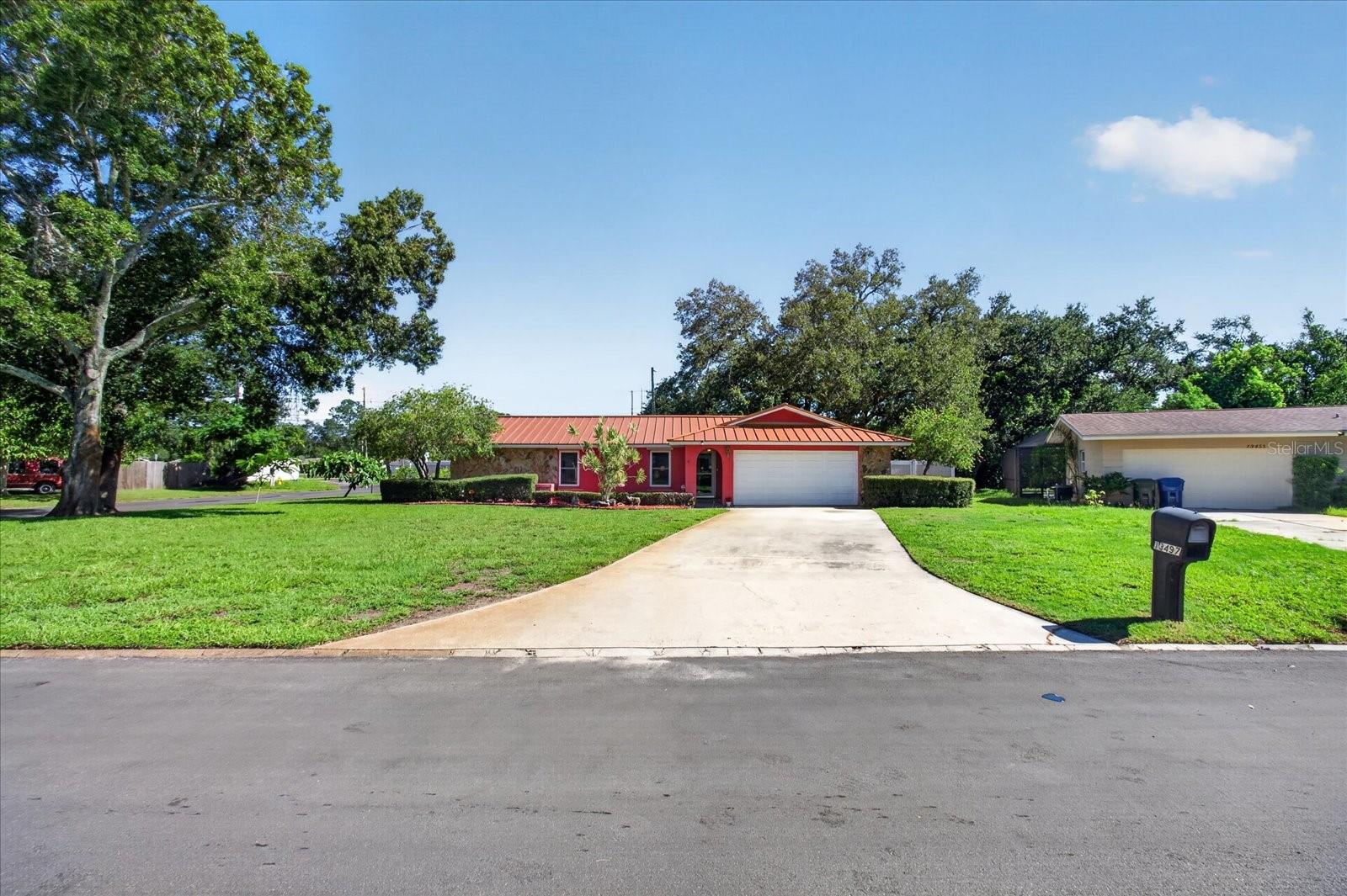 13497 OVAL DR E — photo 15