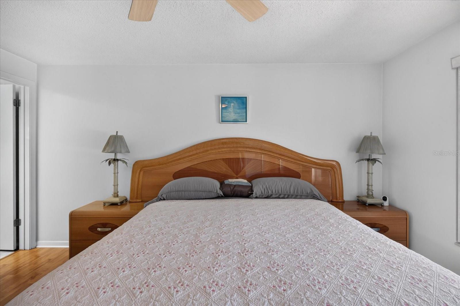 13497 OVAL DR E — photo 42