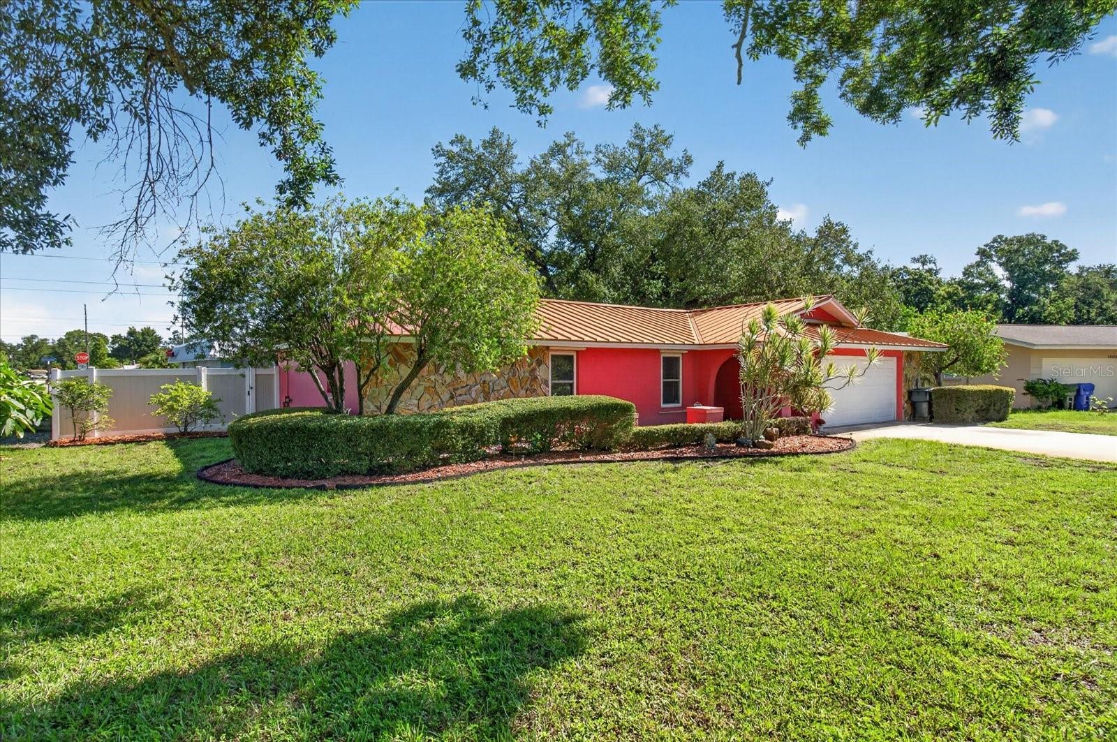 13497 OVAL DR E — photo 22