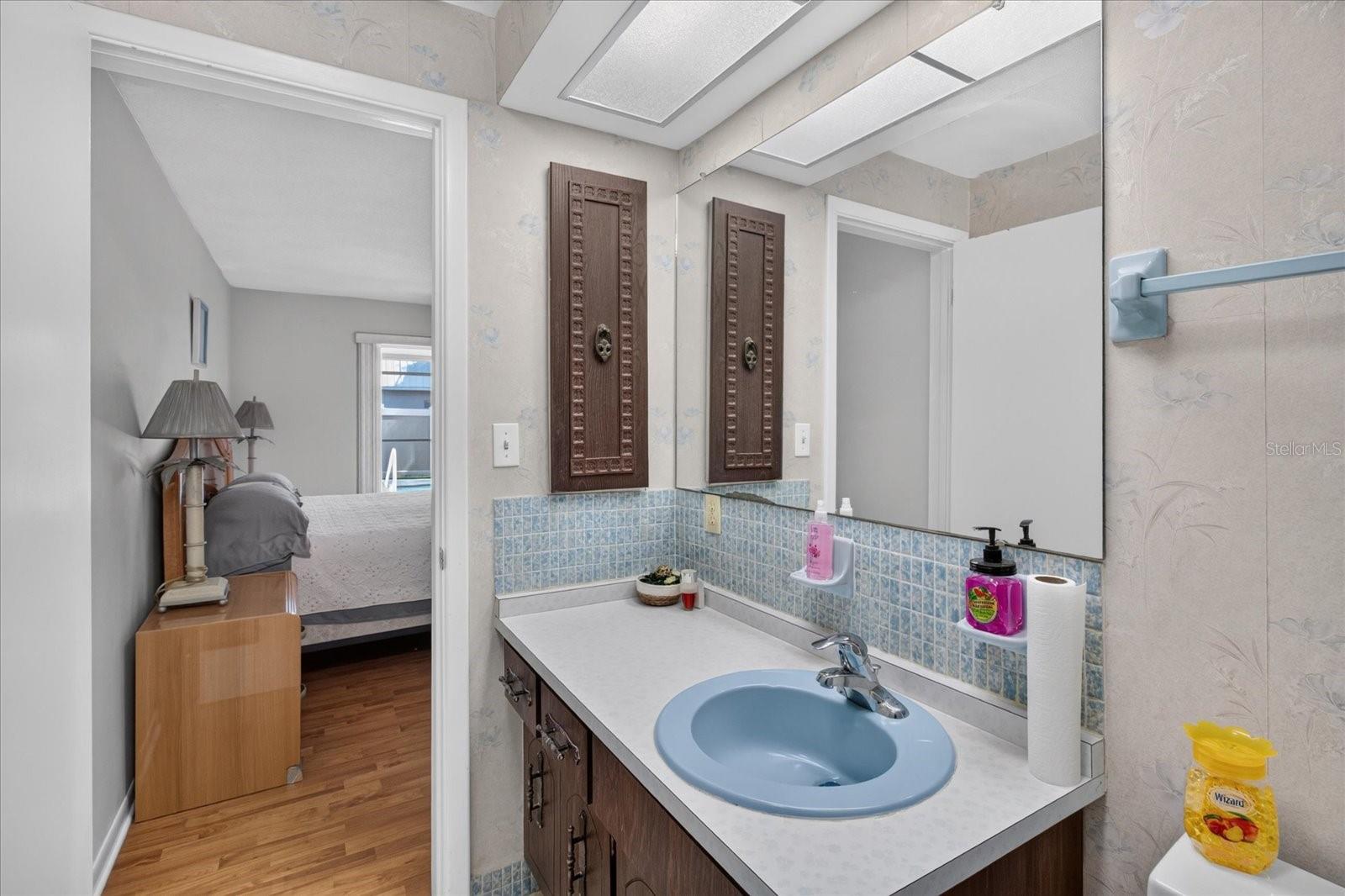 13497 OVAL DR E — photo 47