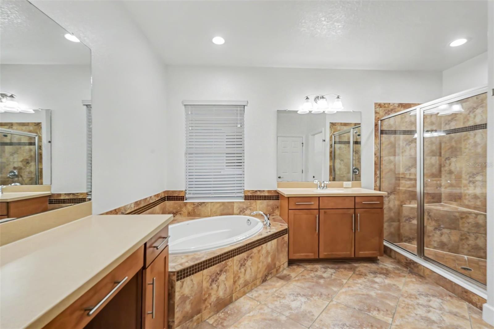 11188 GRAND WINTHROP AVE — photo 12