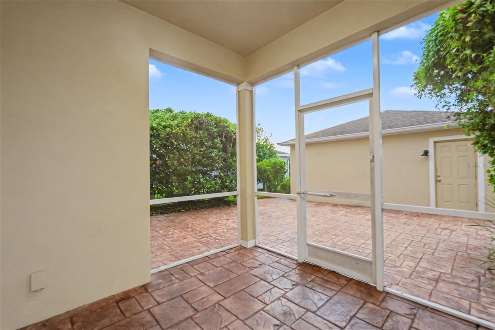 11188 GRAND WINTHROP AVE — photo 13