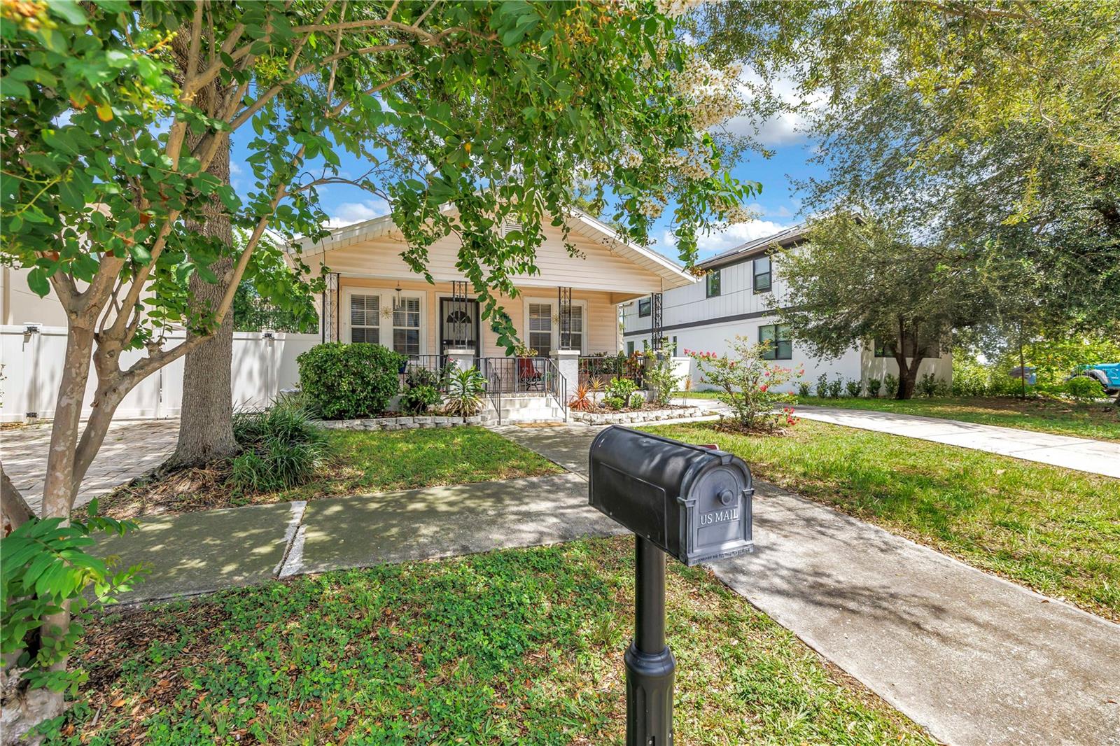 2711 W FIG ST — photo 53