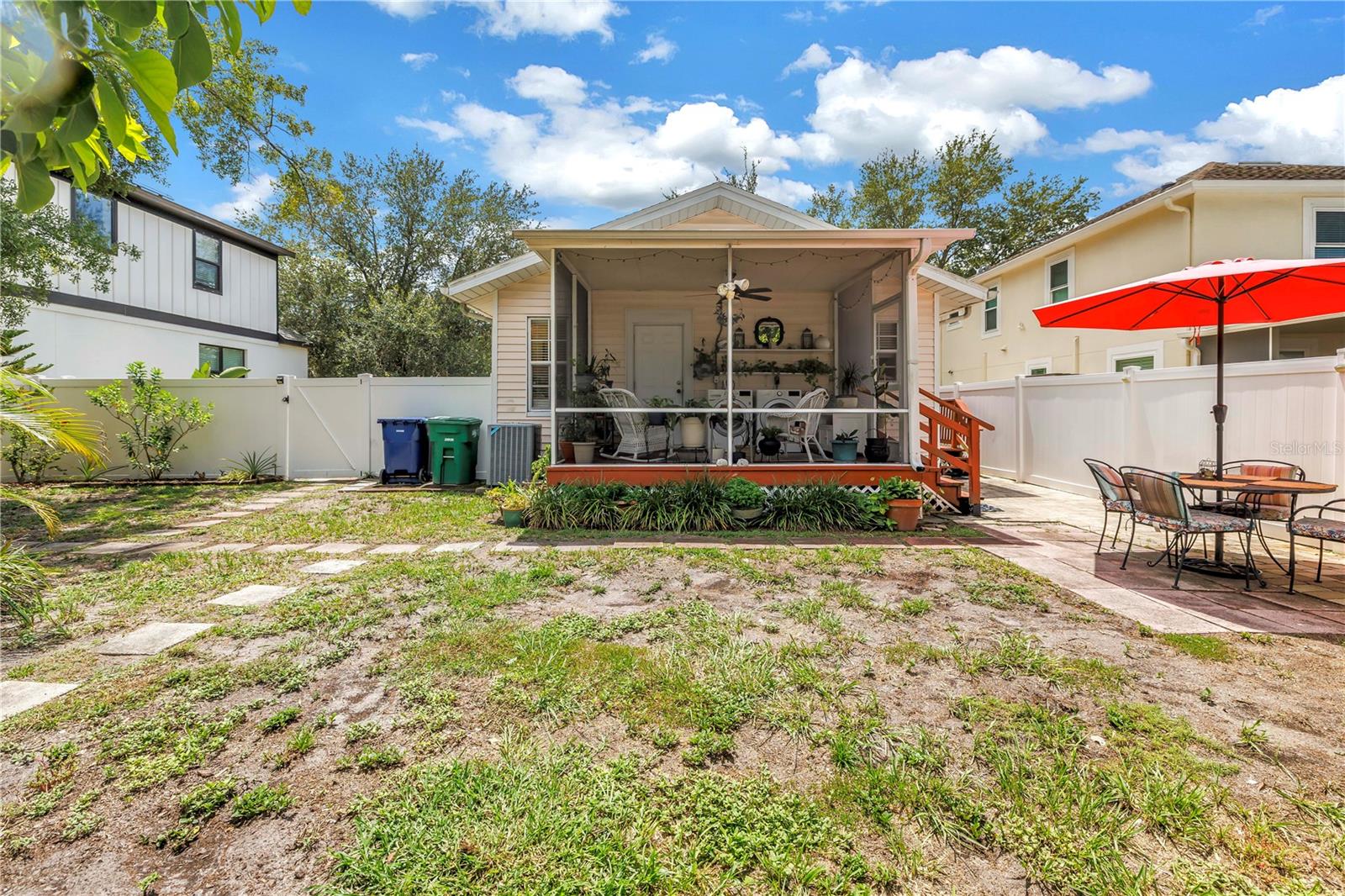 2711 W FIG ST — photo 34