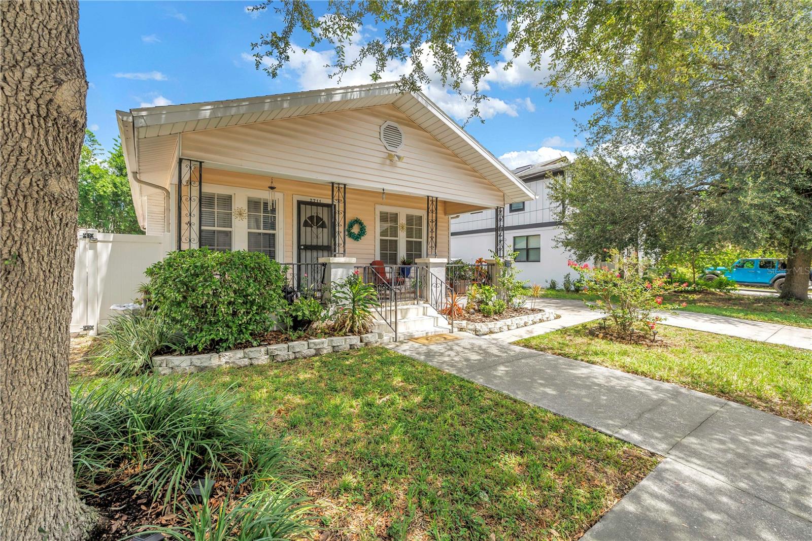 2711 W FIG ST — photo 55