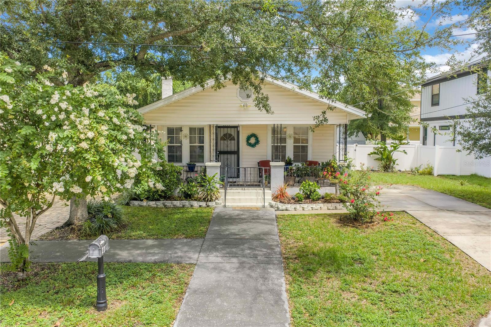 2711 W FIG ST — photo 41