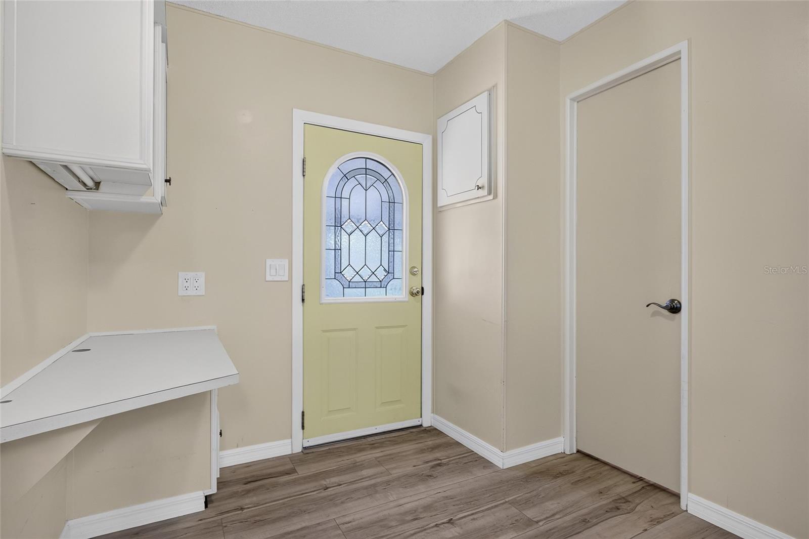 501 LA PLAYA CIR — photo 4