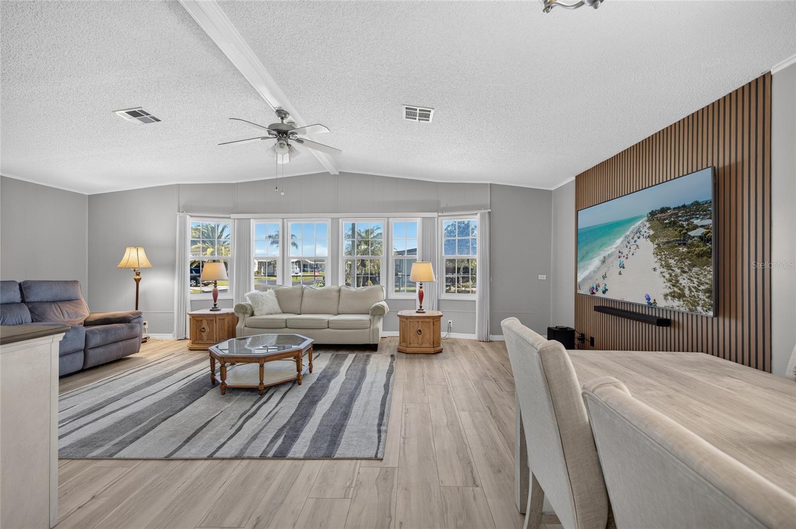 501 LA PLAYA CIR — photo 6