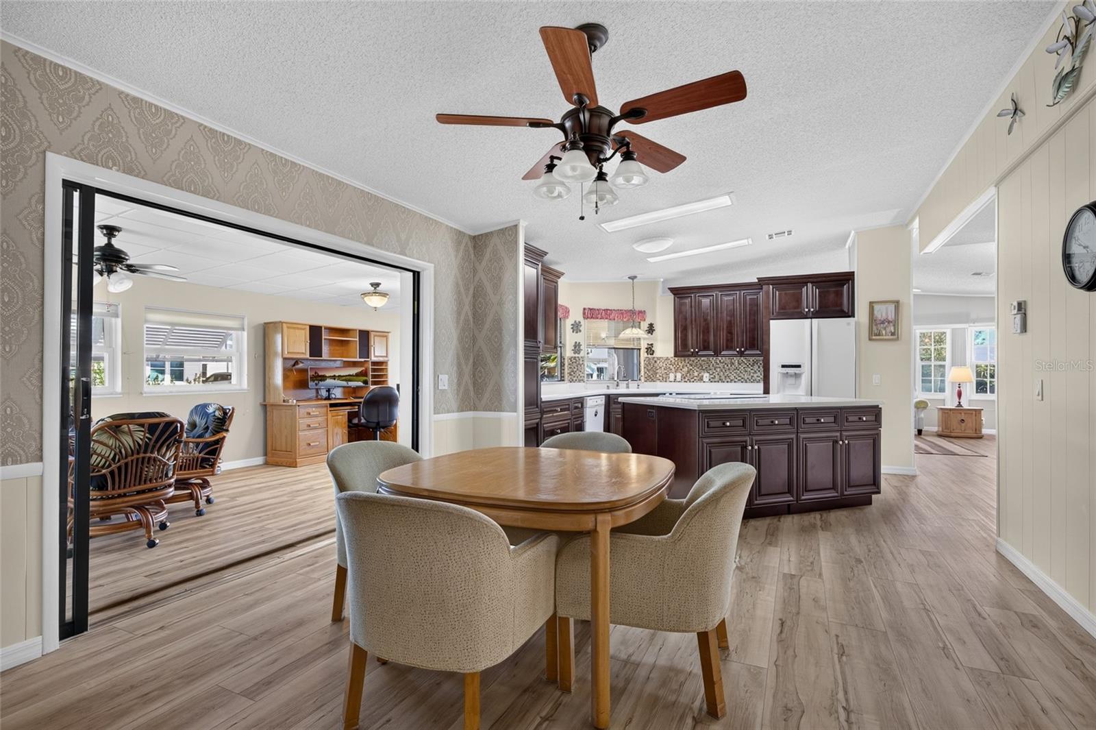 501 LA PLAYA CIR — photo 17