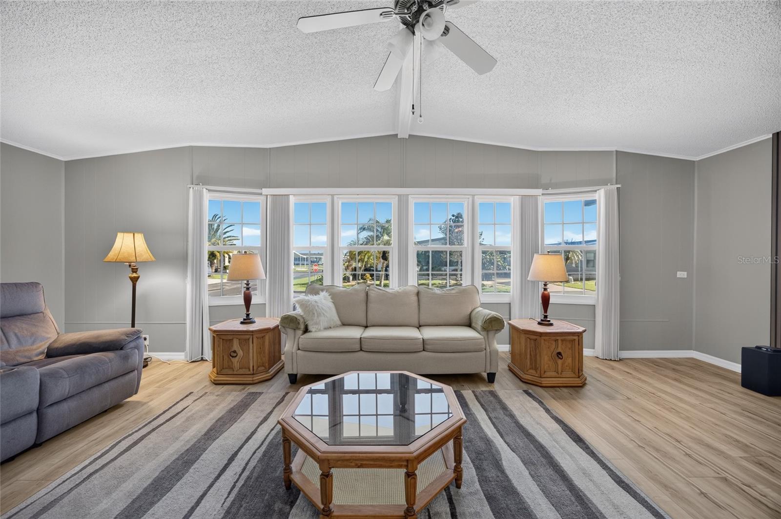 501 LA PLAYA CIR — photo 8