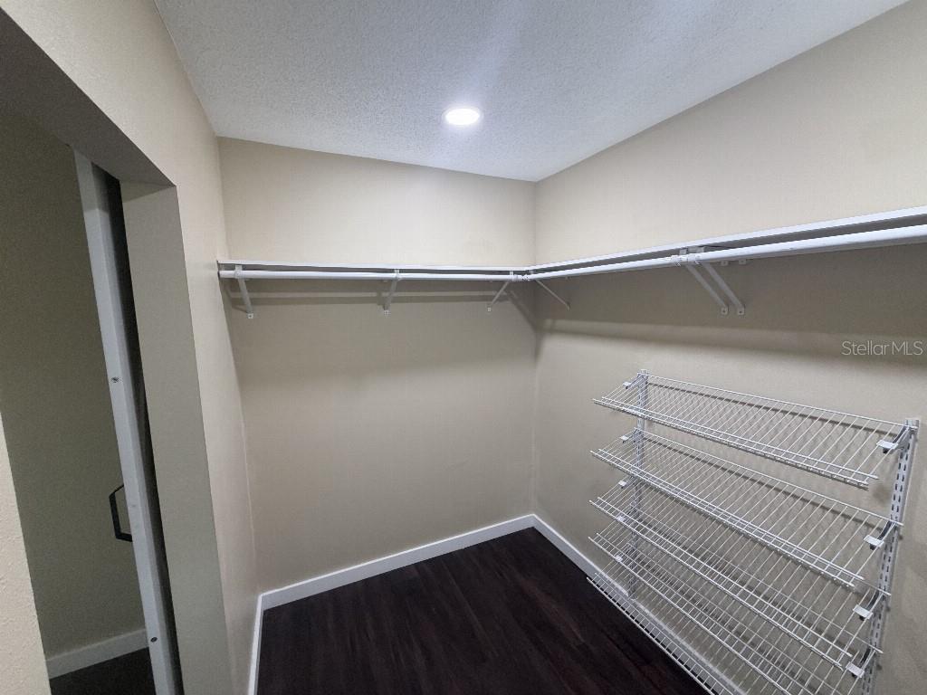 2209 EUCLID CIR S — photo 27