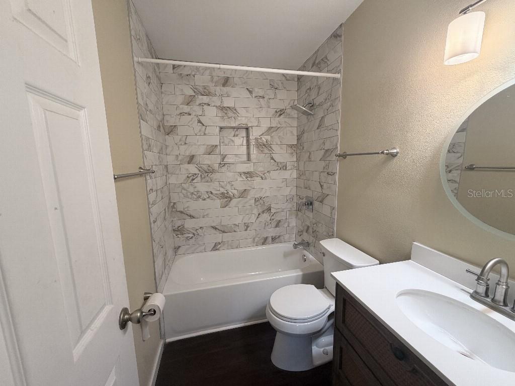 2209 EUCLID CIR S — photo 10