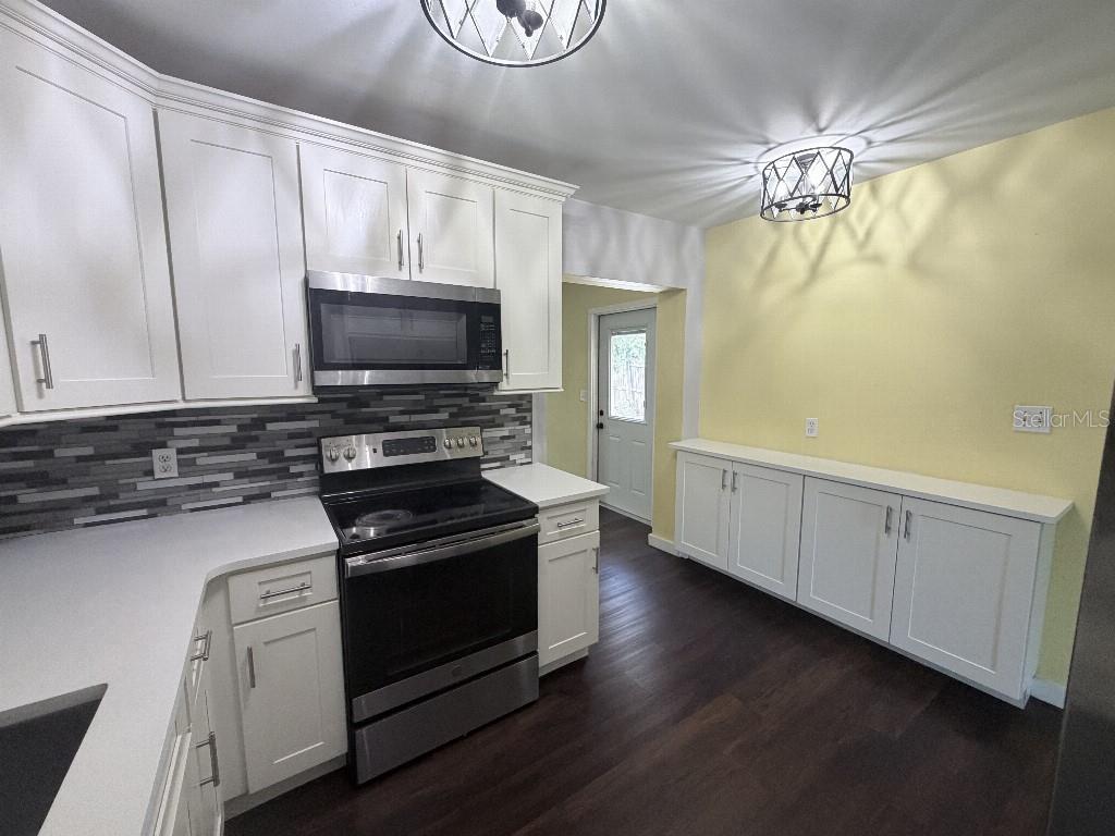 2209 EUCLID CIR S — photo 19