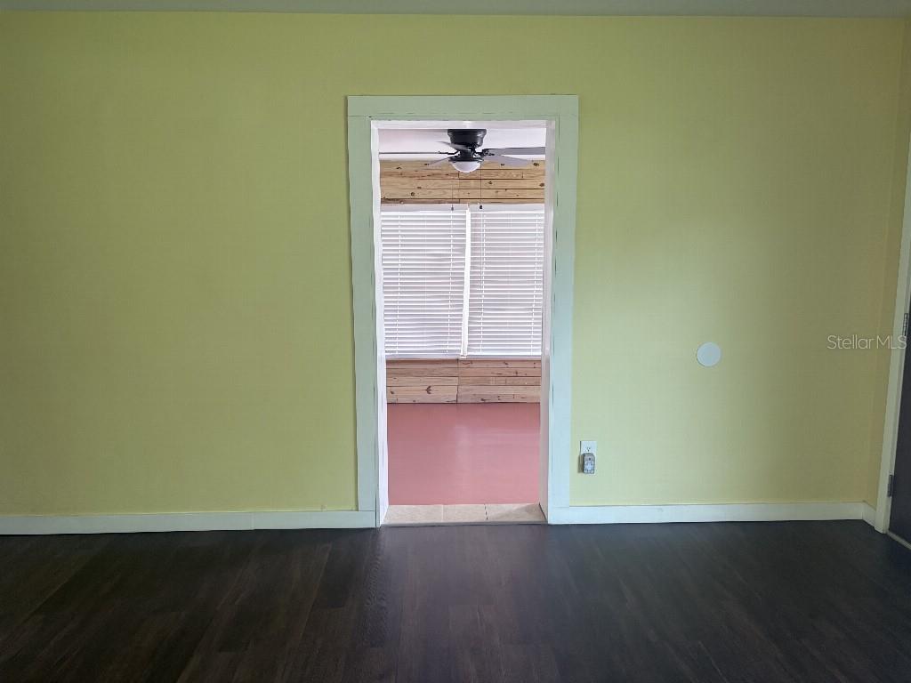 2209 EUCLID CIR S — photo 12