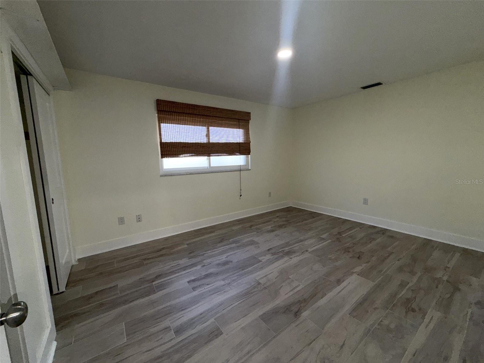 1874 WATEROAK DR W — photo 15