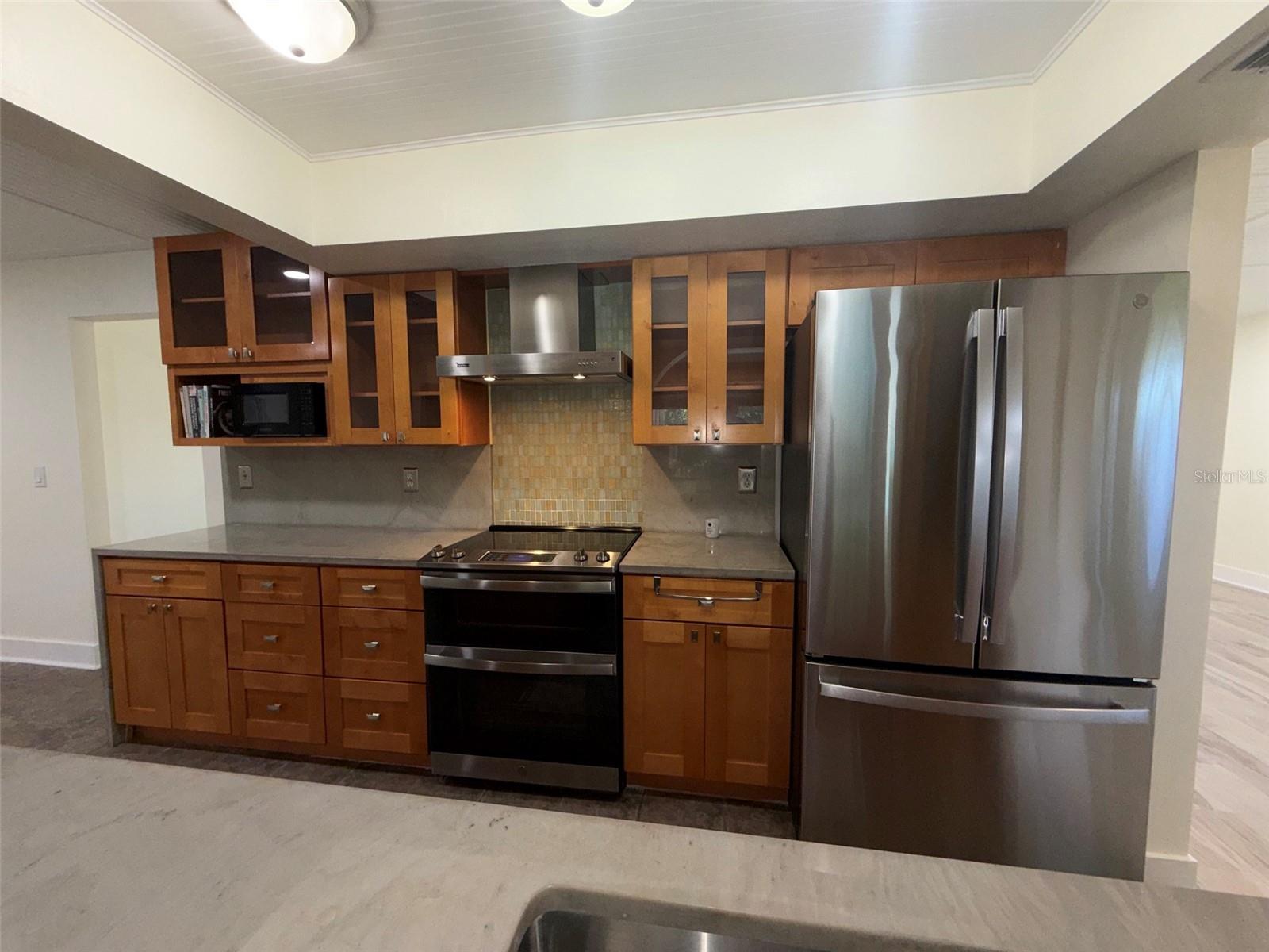 1874 WATEROAK DR W — photo 26