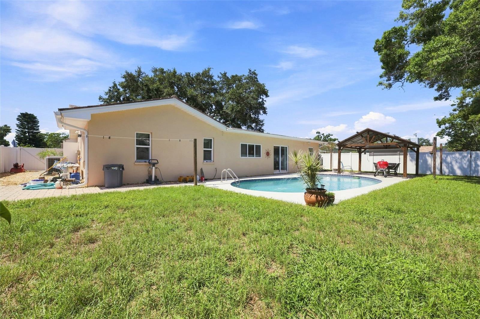 2069 KINGFISHER DR — photo 48
