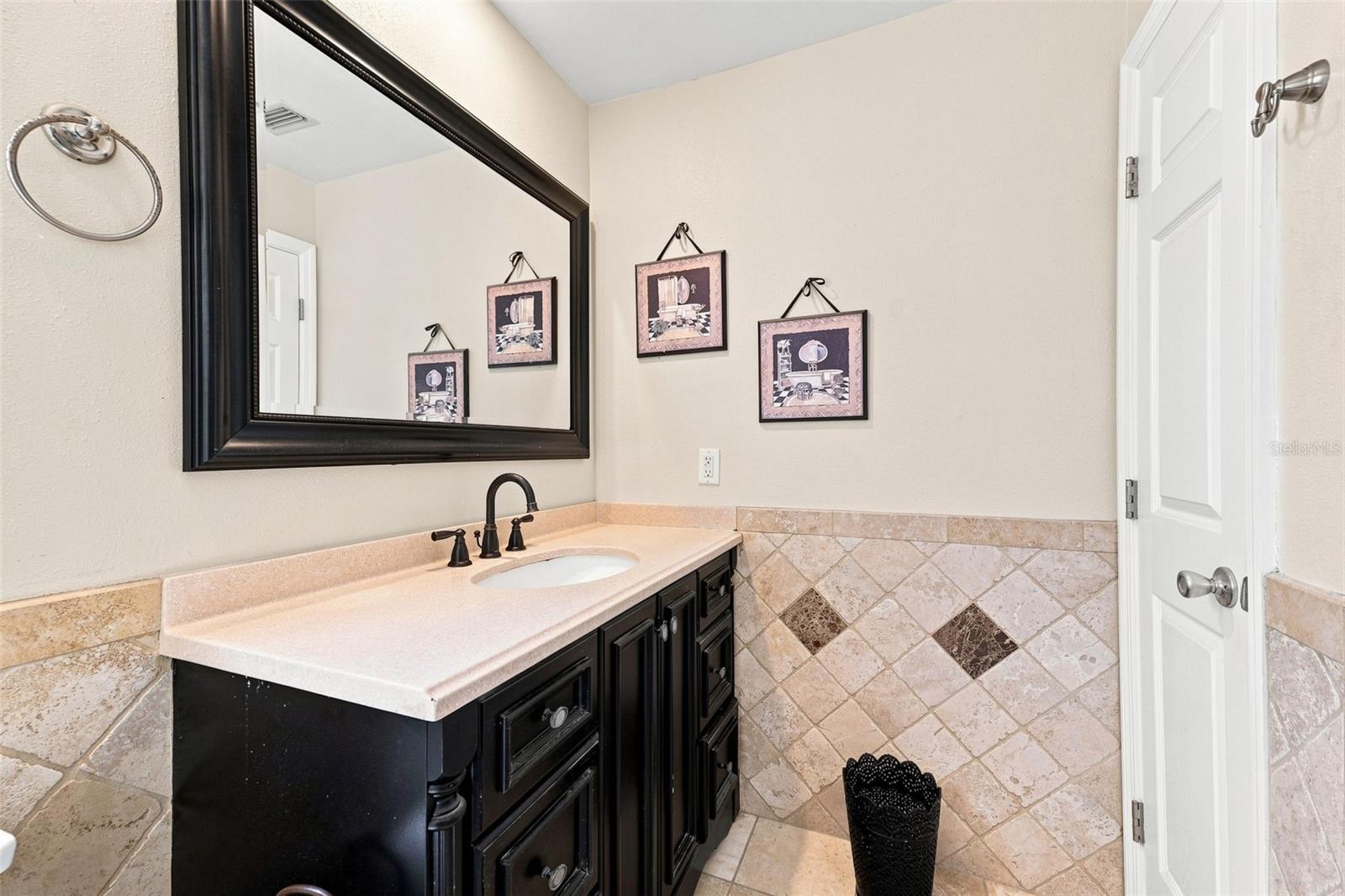 2069 KINGFISHER DR — photo 26