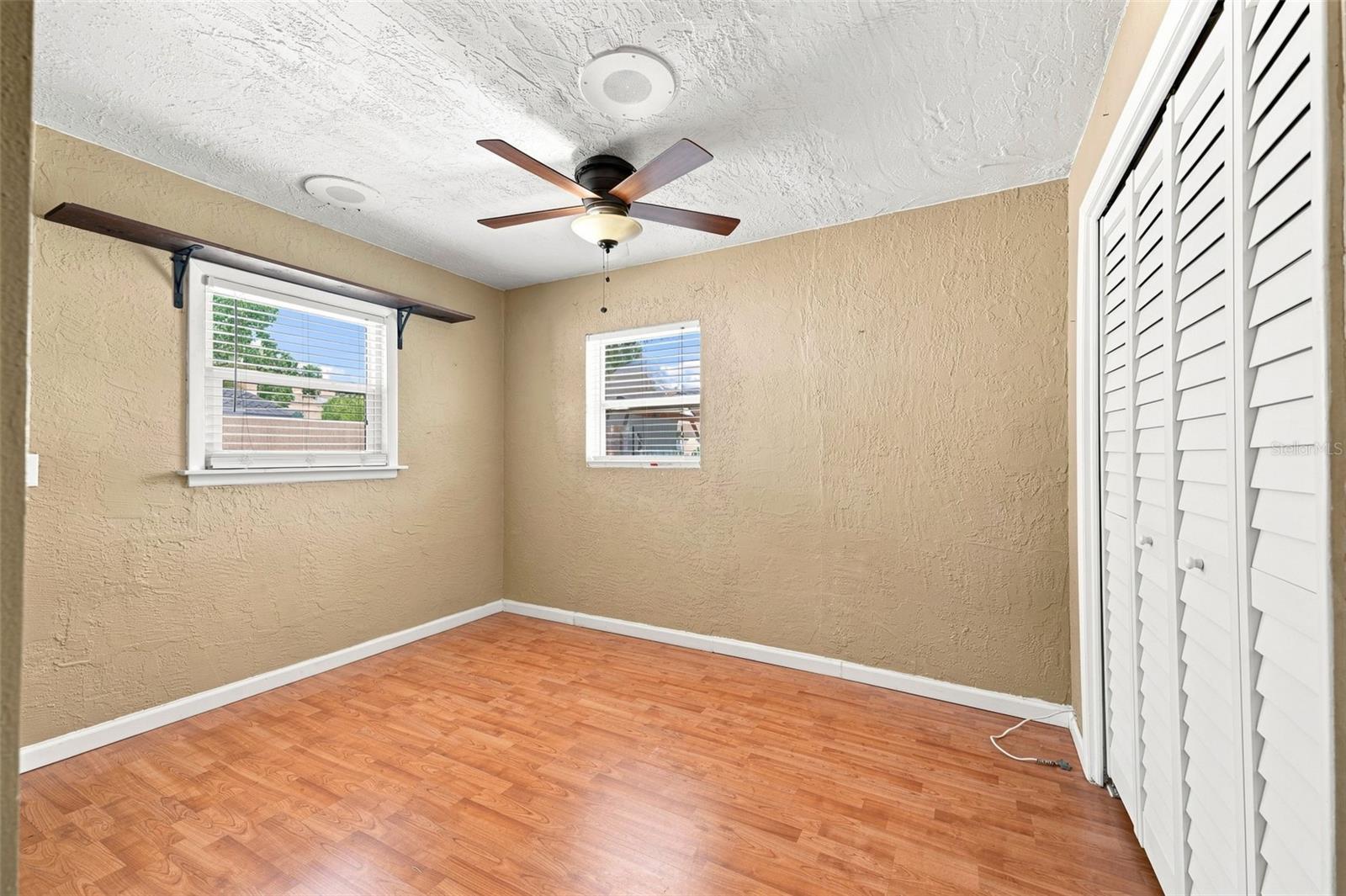 2069 KINGFISHER DR — photo 33