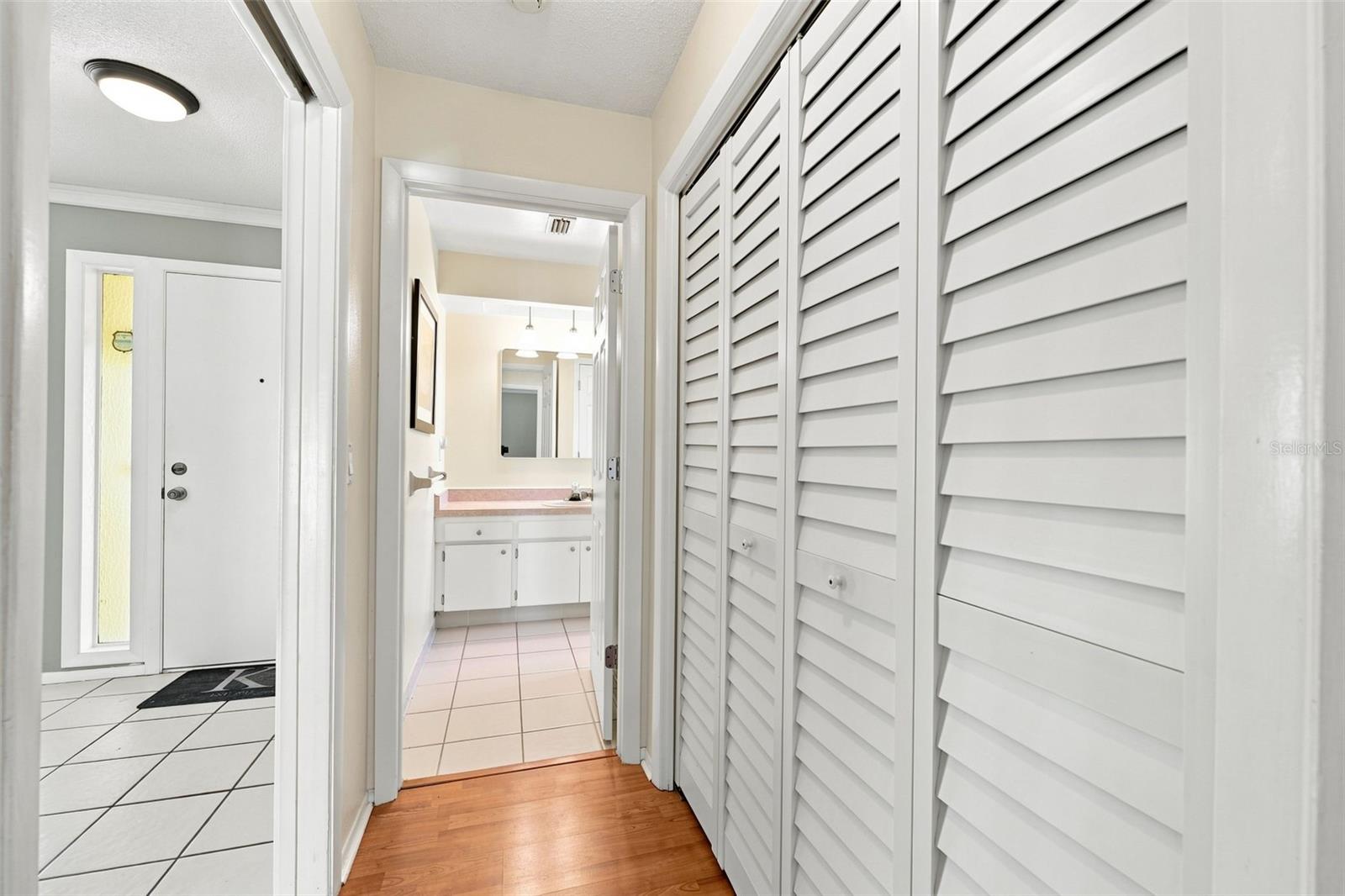 2069 KINGFISHER DR — photo 35
