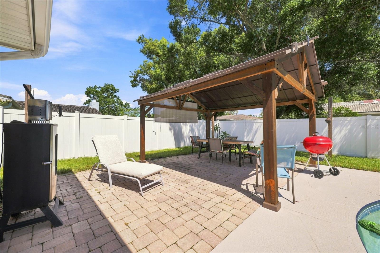 2069 KINGFISHER DR — photo 47