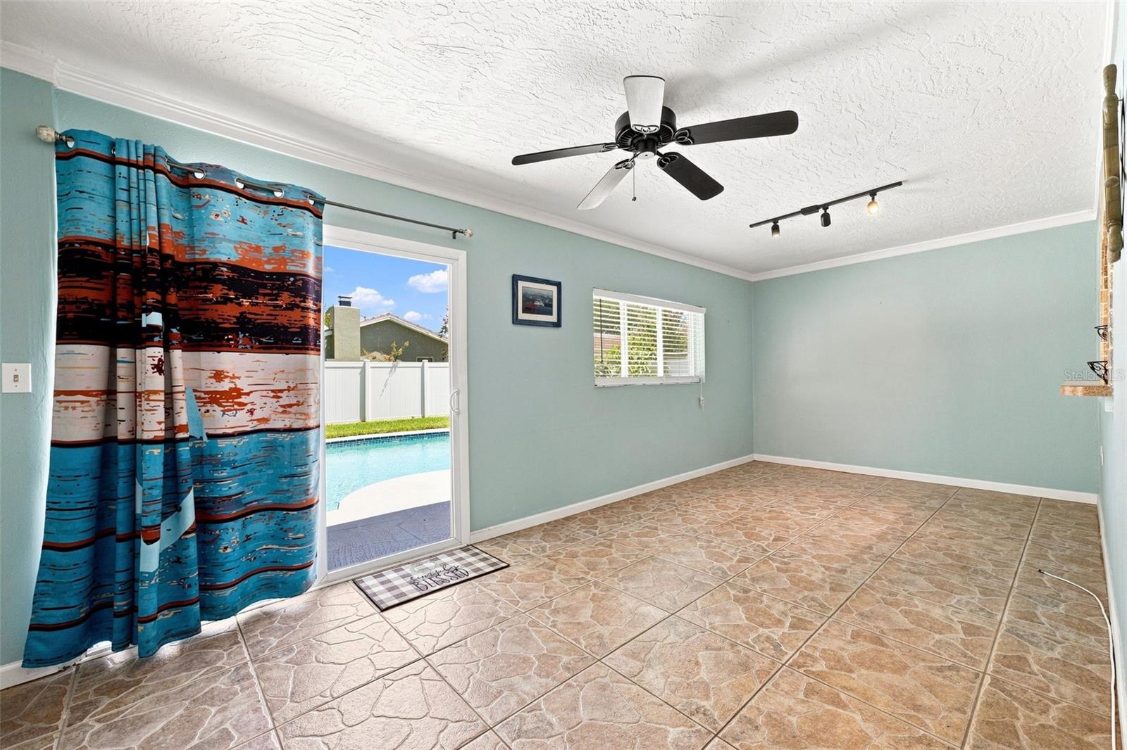 2069 KINGFISHER DR — photo 20
