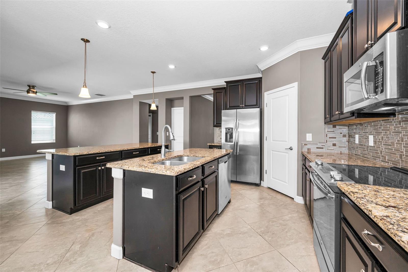 11923 CINNAMON FERN DR — photo 18