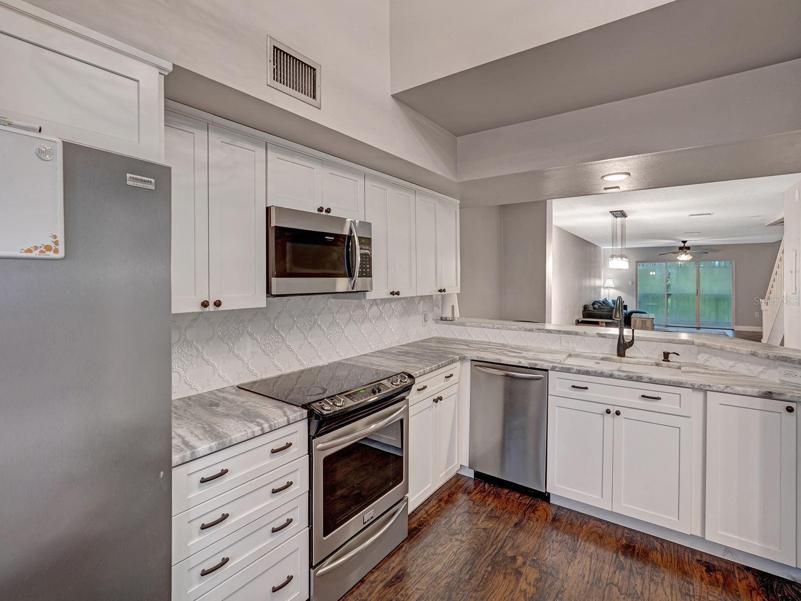 2511 DOLLY BAY DR #308 — photo 6