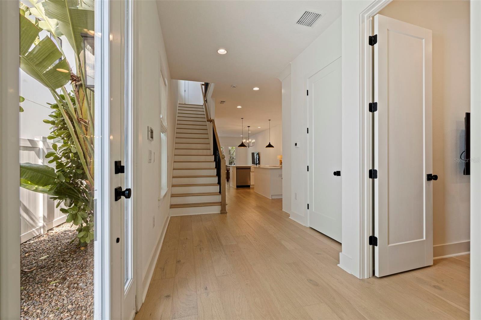 410 S HABANA AVE #1 — photo 6