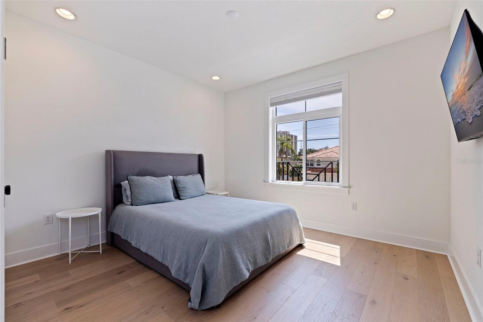 410 S HABANA AVE #1 — photo 22