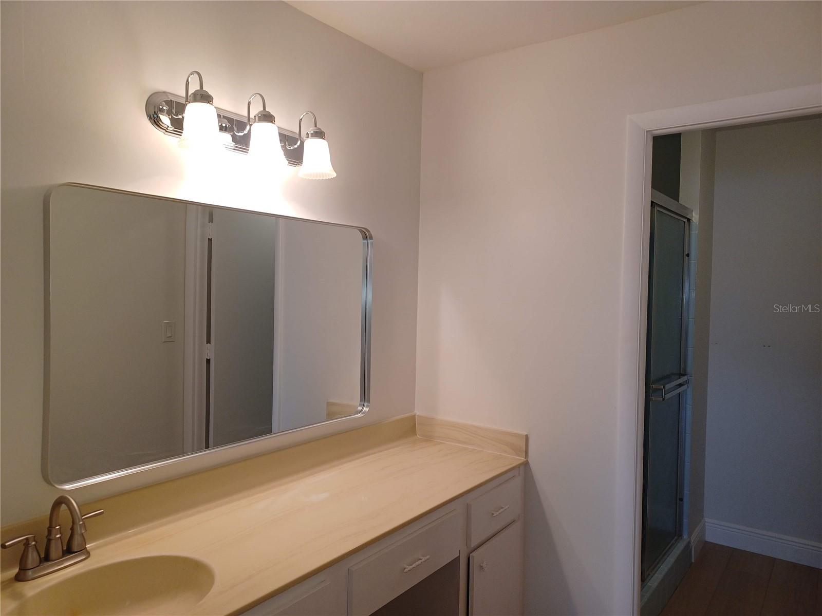100 BLUFF VIEW DR #603C — photo 18