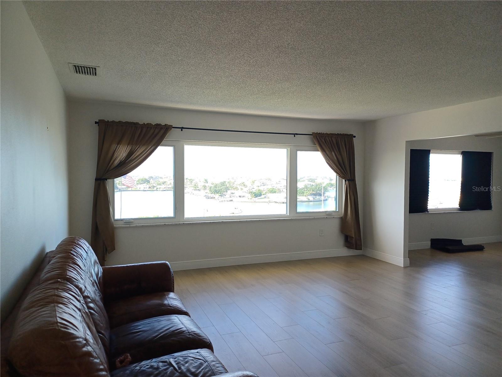 100 BLUFF VIEW DR #603C — photo 11