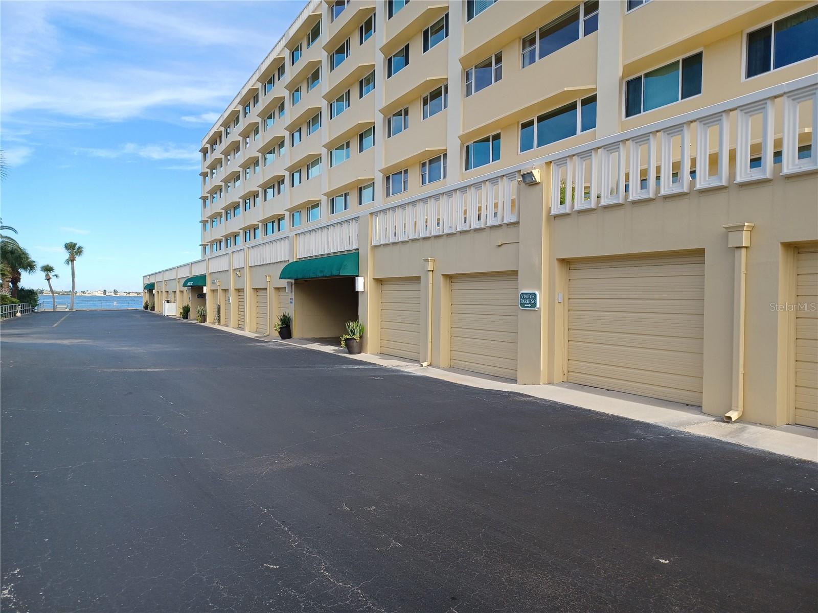 100 BLUFF VIEW DR #603C — photo 32