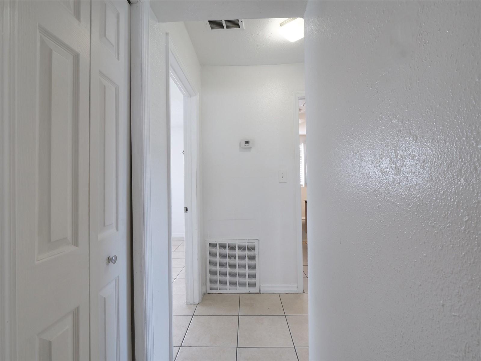 7413 N ARRAWANA AVE — photo 12