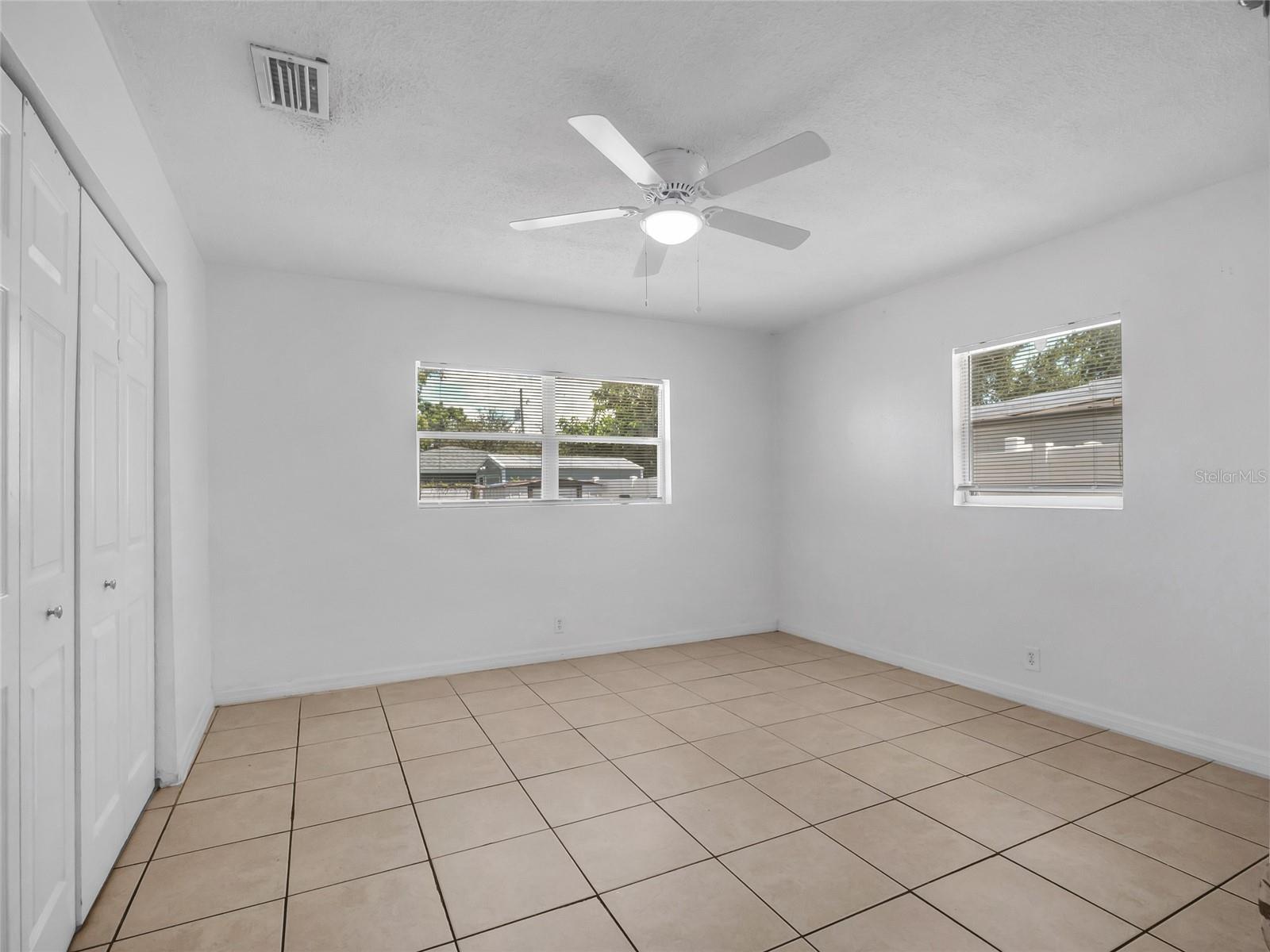 7413 N ARRAWANA AVE — photo 13