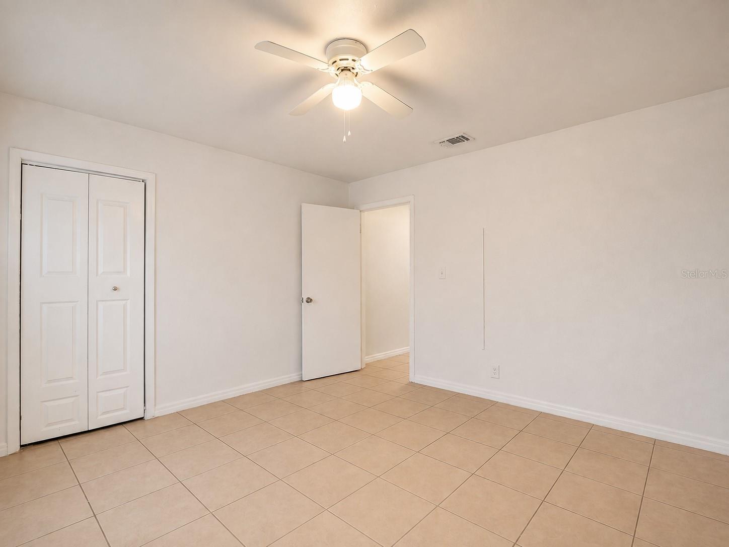 7413 N ARRAWANA AVE — photo 22