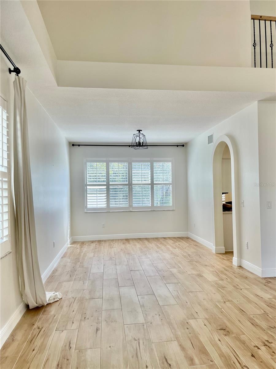 13261 ROYAL GEORGE AVE — photo 3