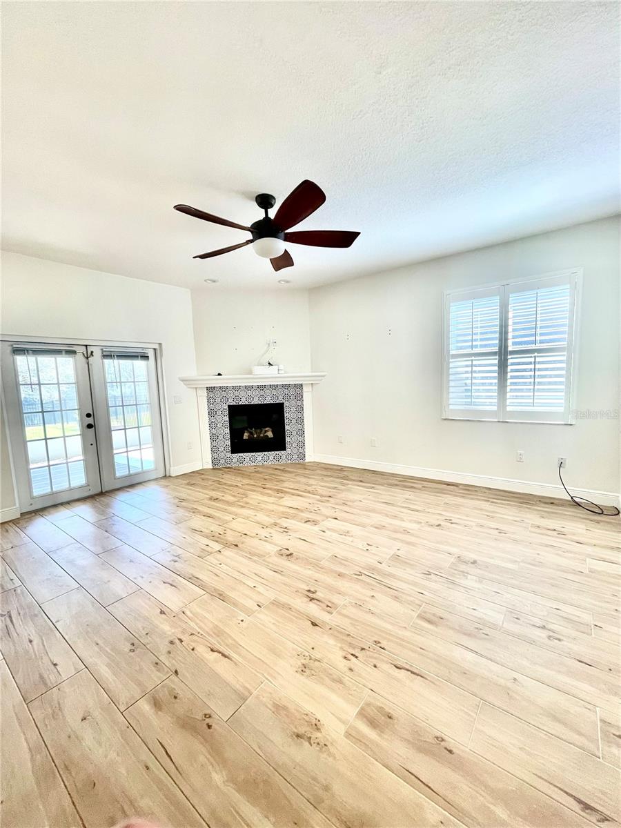 13261 ROYAL GEORGE AVE — photo 9