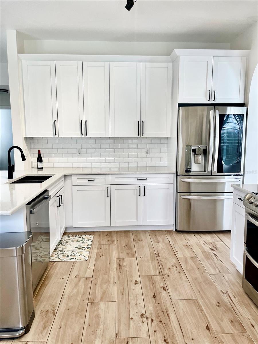 13261 ROYAL GEORGE AVE — photo 6