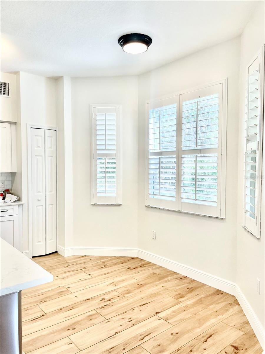 13261 ROYAL GEORGE AVE — photo 8