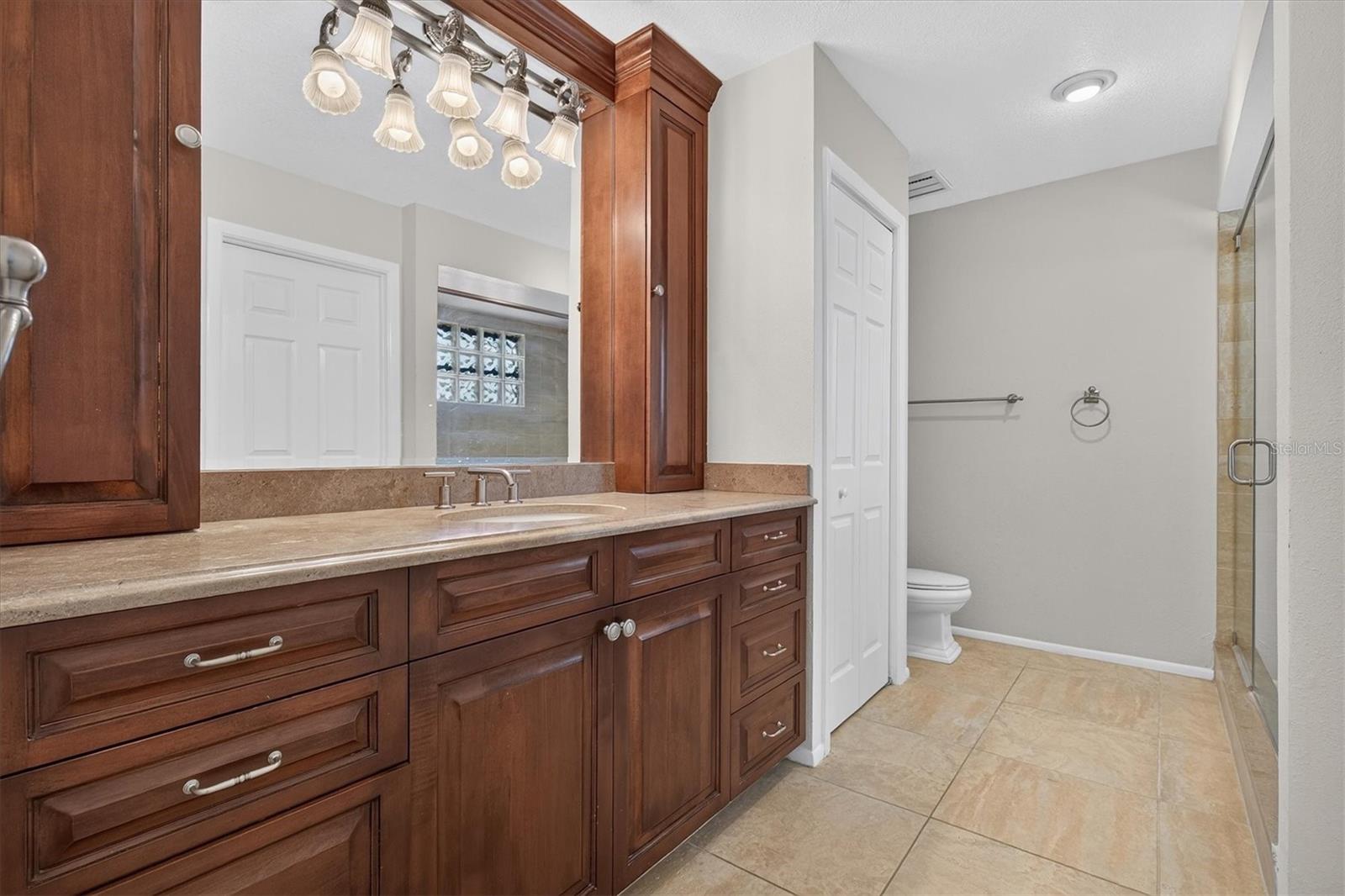 2631 ROYAL LIVERPOOL DR — photo 41