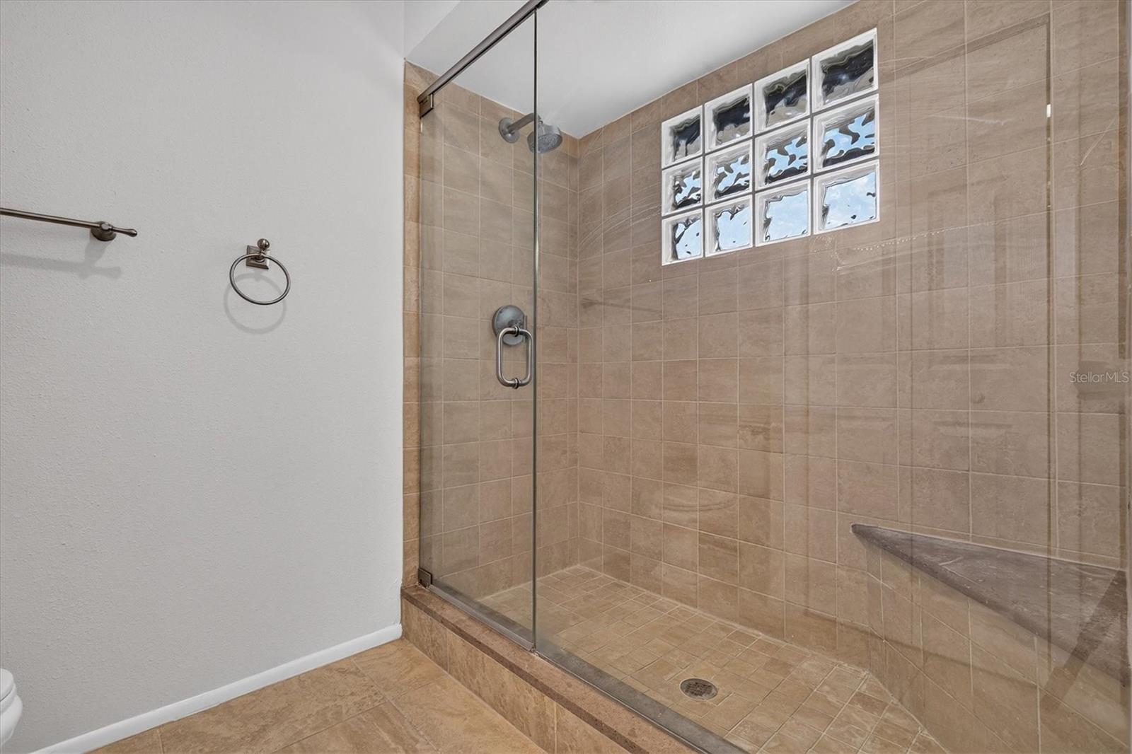 2631 ROYAL LIVERPOOL DR — photo 42