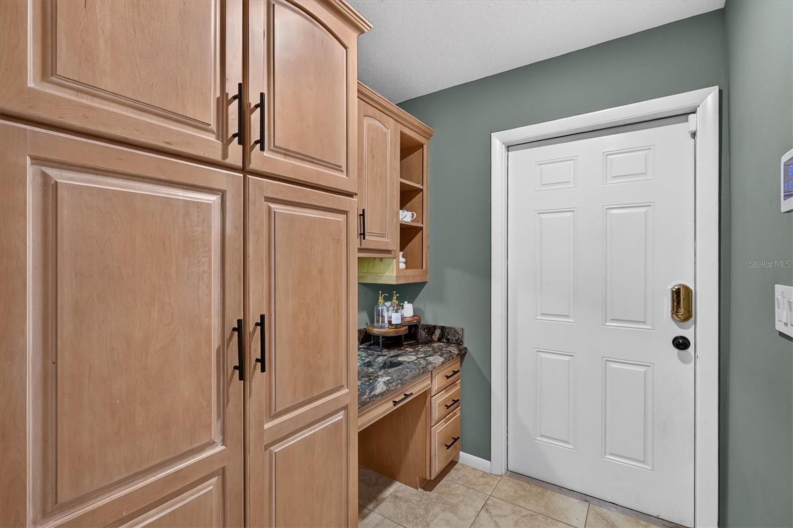 2631 ROYAL LIVERPOOL DR — photo 19