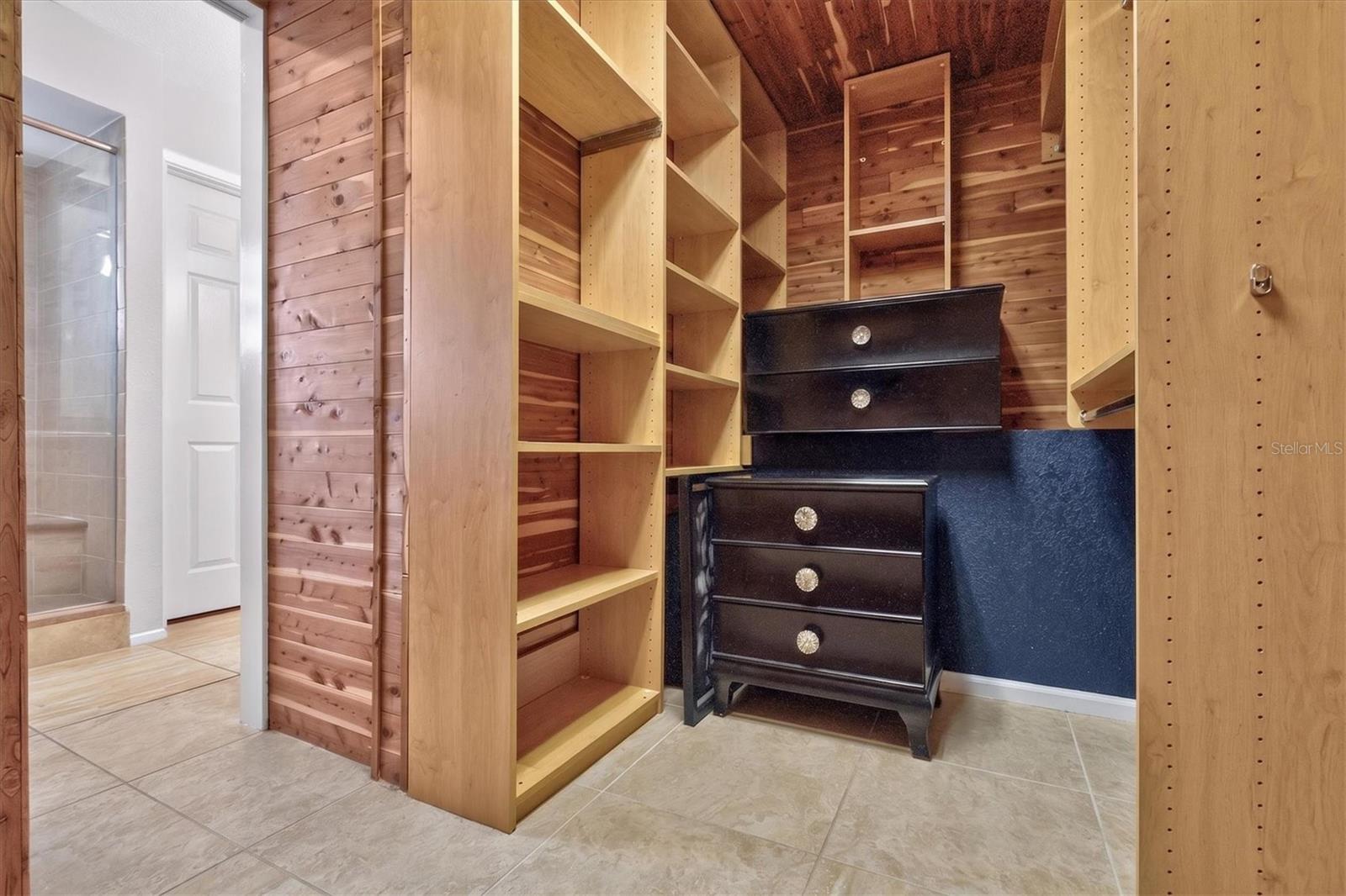 2631 ROYAL LIVERPOOL DR — photo 43